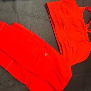 Lululemon sports bra and legging set
